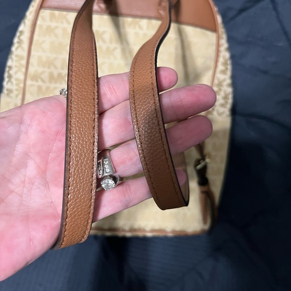 MK BACK PACK 😍 - Picture 10 of 15